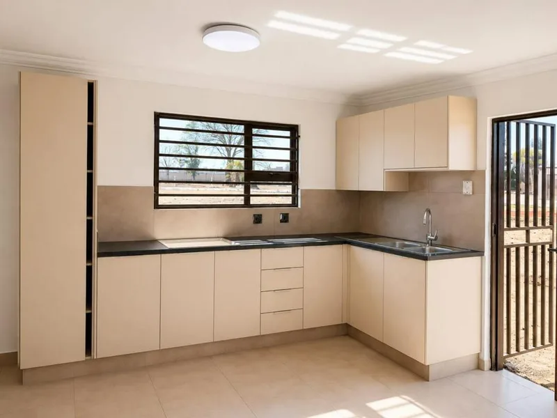 1 Bedroom Apartment / flat to rent in De Deur