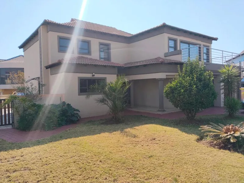 5 Bedroom House to rent in Savannah Country Estate