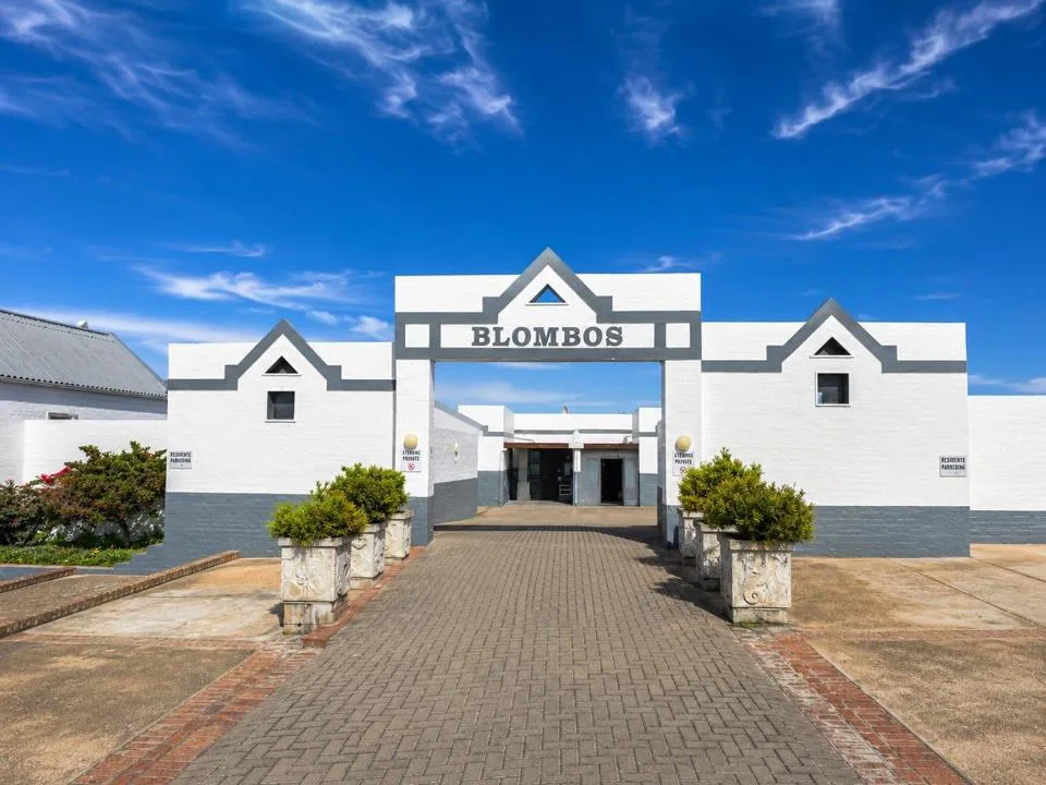 3 Bedroom Apartment / flat for sale in Stilbaai Wes