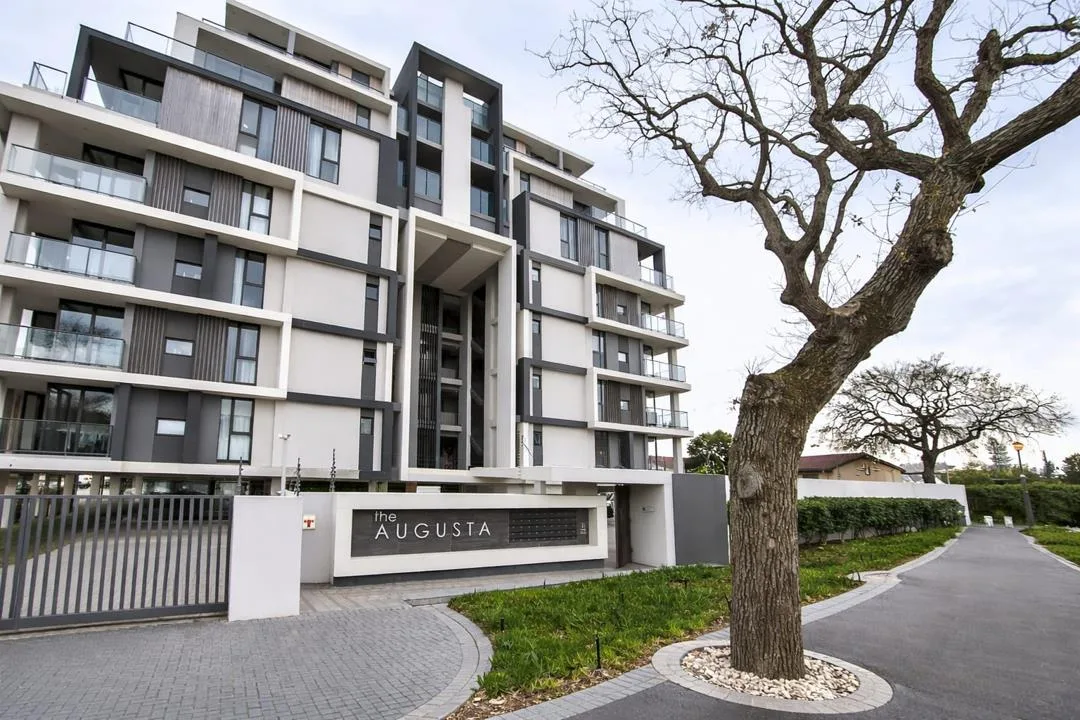 2 Bedroom Apartment / flat for sale in Rondebosch