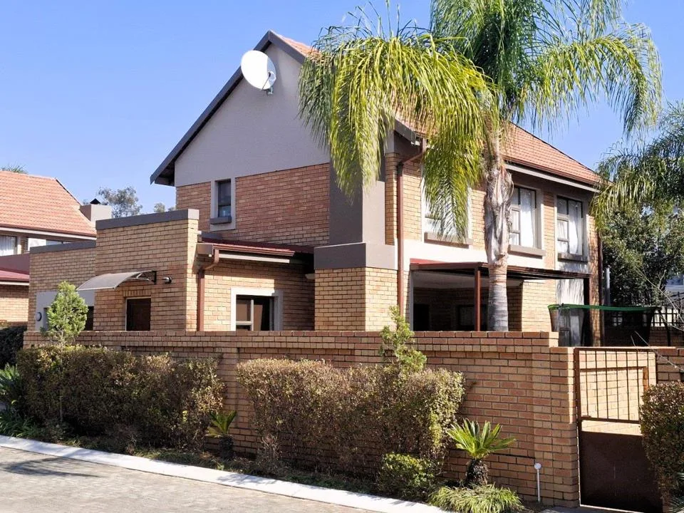 3 Bedroom Townhouse to rent in Equestria