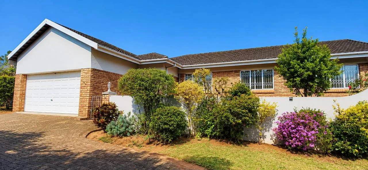 3 Bedroom Townhouse for sale in Manaba Beach