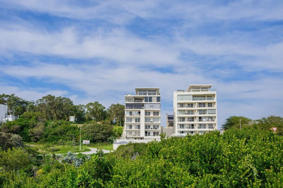 2 Bedroom Apartment / flat for sale in Brookes Hill