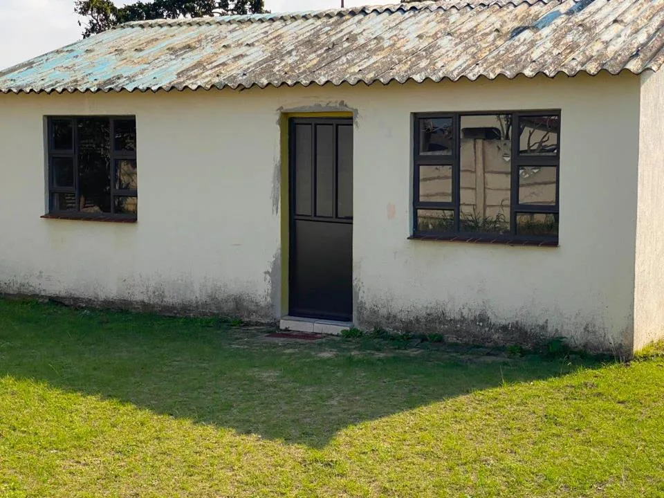2 Bedroom House for sale in Esikhawini