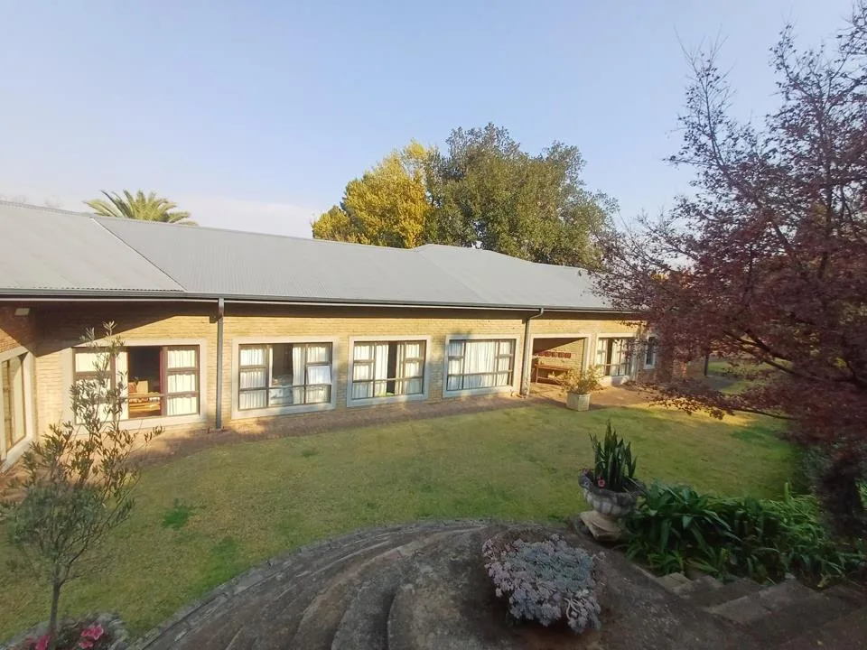 7 Bedroom House for sale in Signal Hill