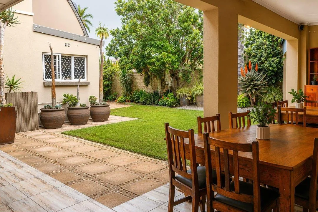 7 Bedroom House for sale in West Bank