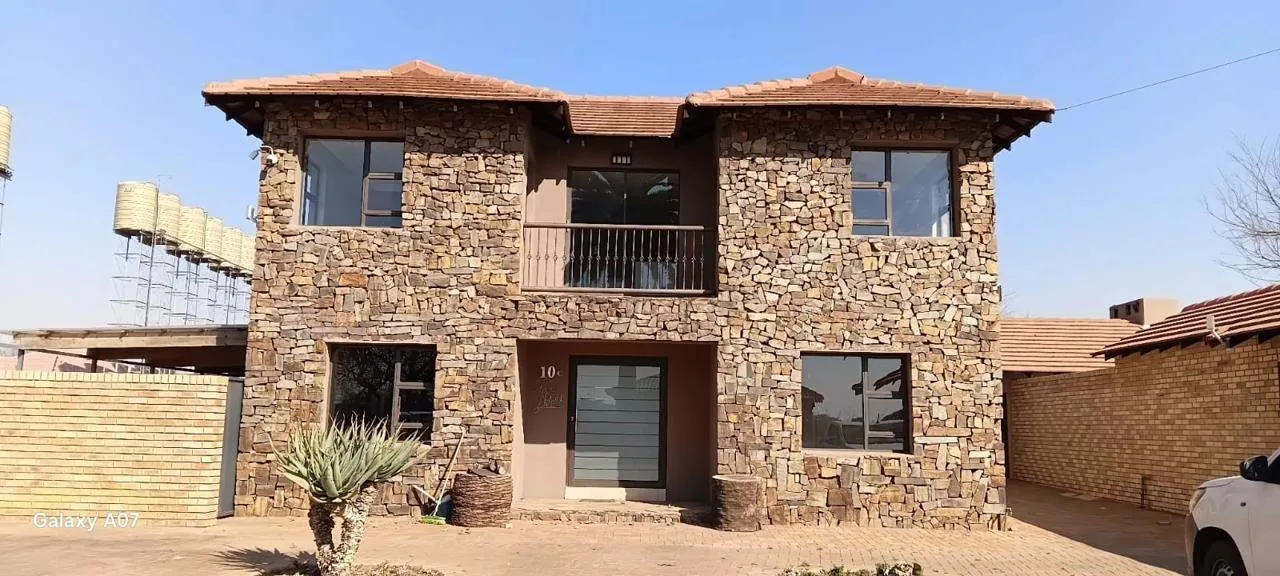 3 Bedroom Townhouse to rent in Delmas