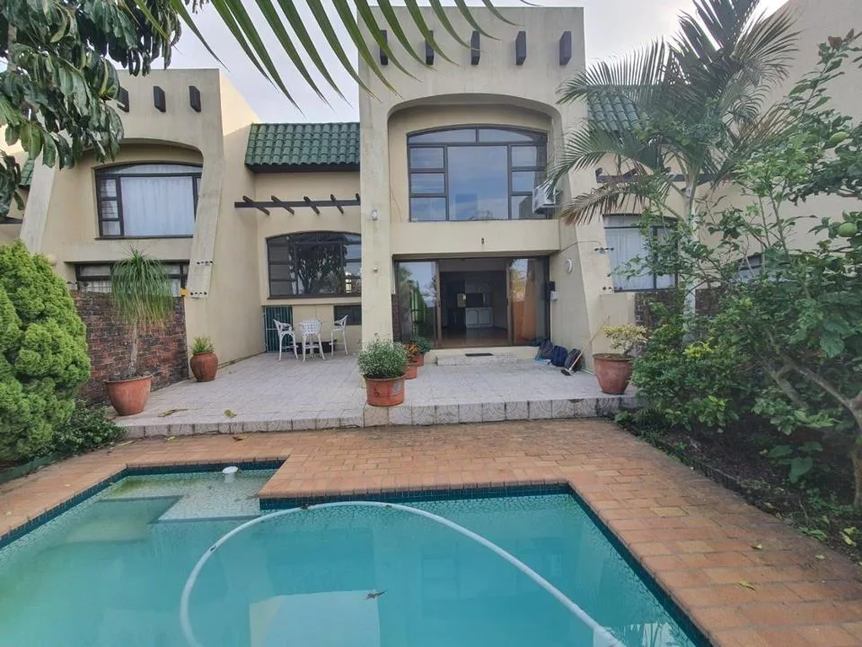 3 Bedroom Townhouse to rent in Stirling
