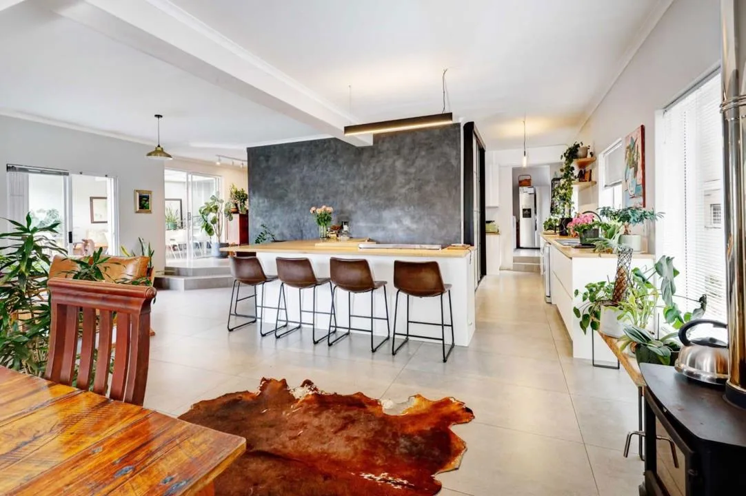 3 Bedroom House for sale in Door De Kraal
