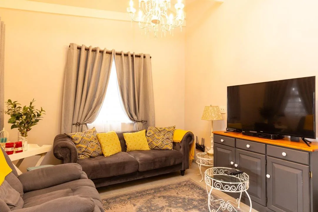 2 Bedroom House for sale in Velddrif
