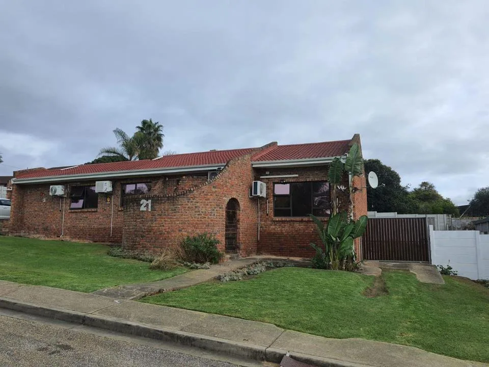 3 Bedroom House for sale in Strelitzia Park
