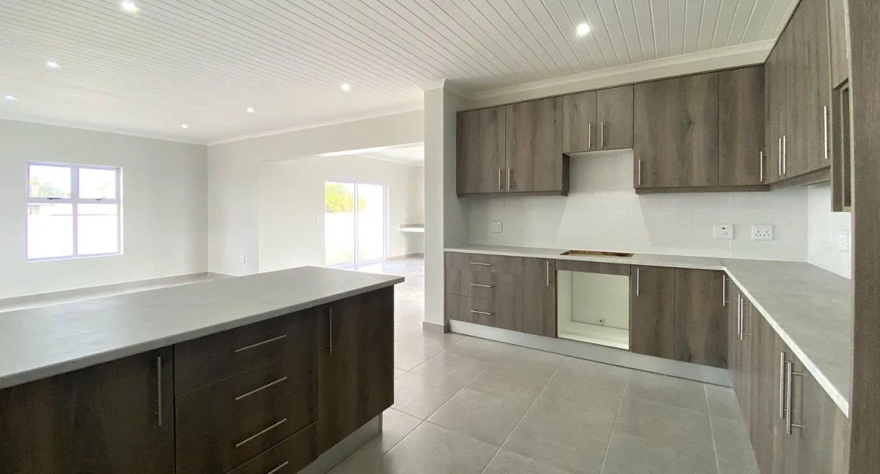 3 Bedroom House for sale in Atlantic Sands Private Estate