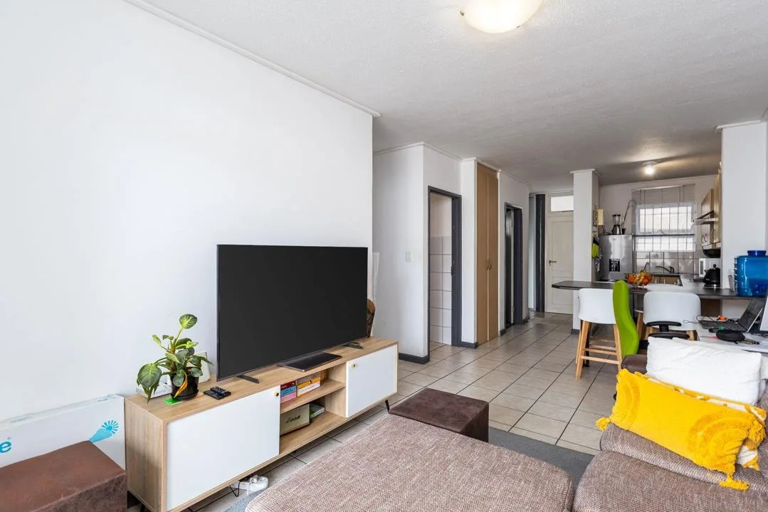 2 Bedroom Apartment / flat for sale in Tyger Waterfront
