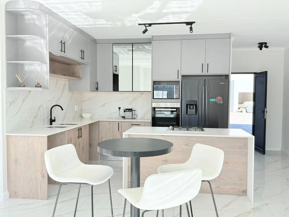 3 Bedroom Apartment / flat for sale in Sandown