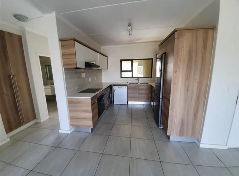 2 Bedroom Apartment / flat to rent in Waterfall