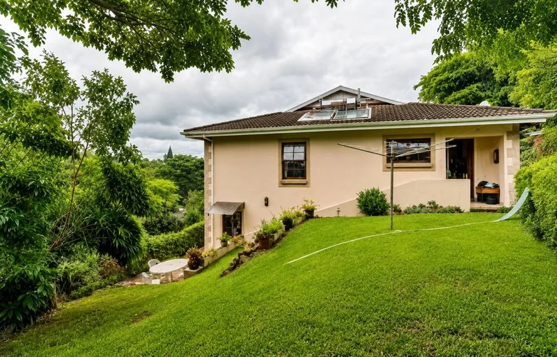 1 Bedroom House to rent in Padfield Park