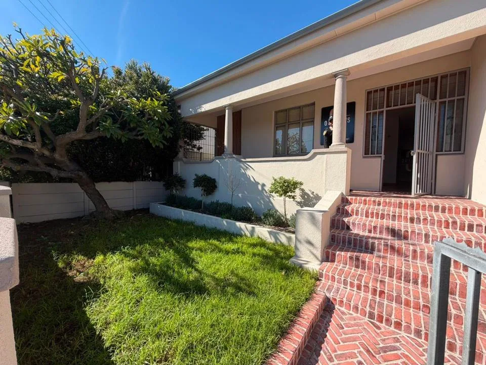 4 Bedroom House for sale in Woodstock