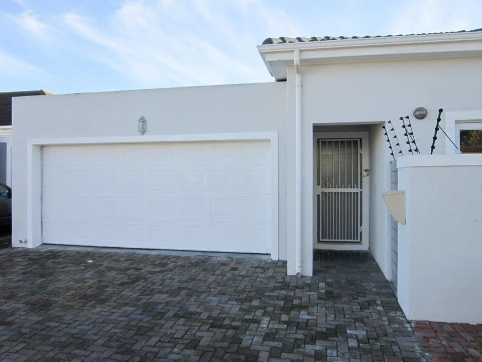 3 Bedroom House for sale in Parklands