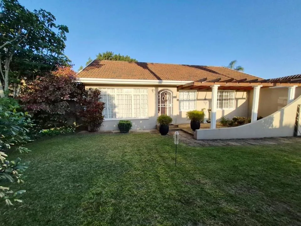3 Bedroom House for sale in Blue Bend