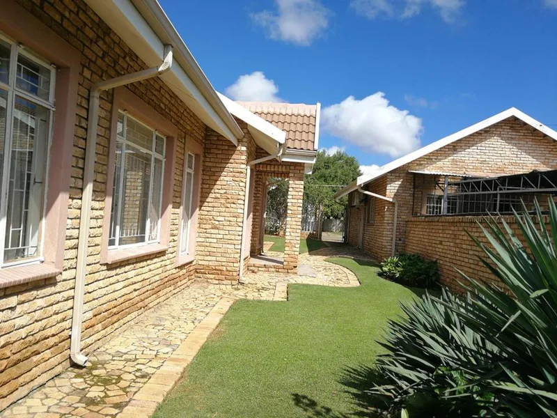 3 Bedroom House to rent in Miederpark