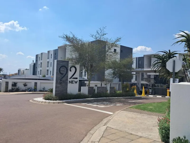 3 Bedroom Apartment / flat to rent in Erand Gardens