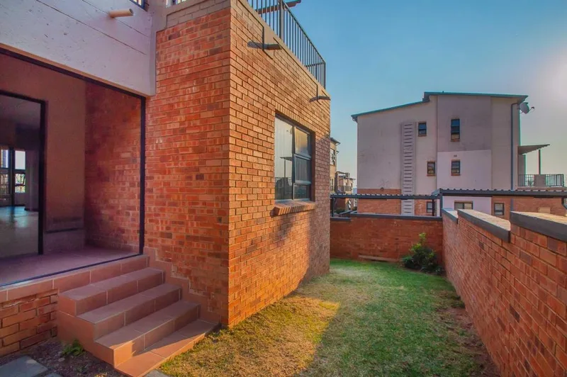 3 Bedroom Apartment / flat to rent in Bergbron