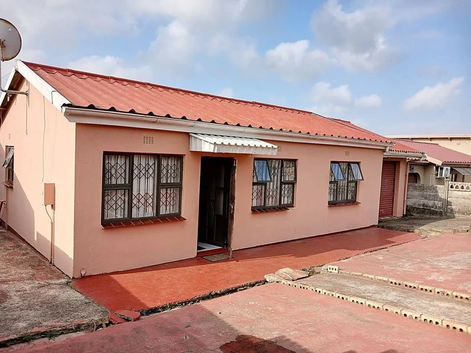 3 Bedroom House for sale in Umlazi AA
