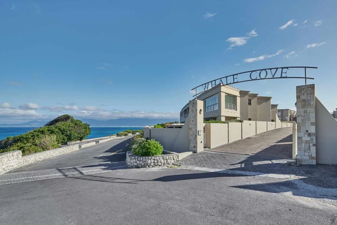 2 Bedroom Apartment / flat for sale in De Kelders