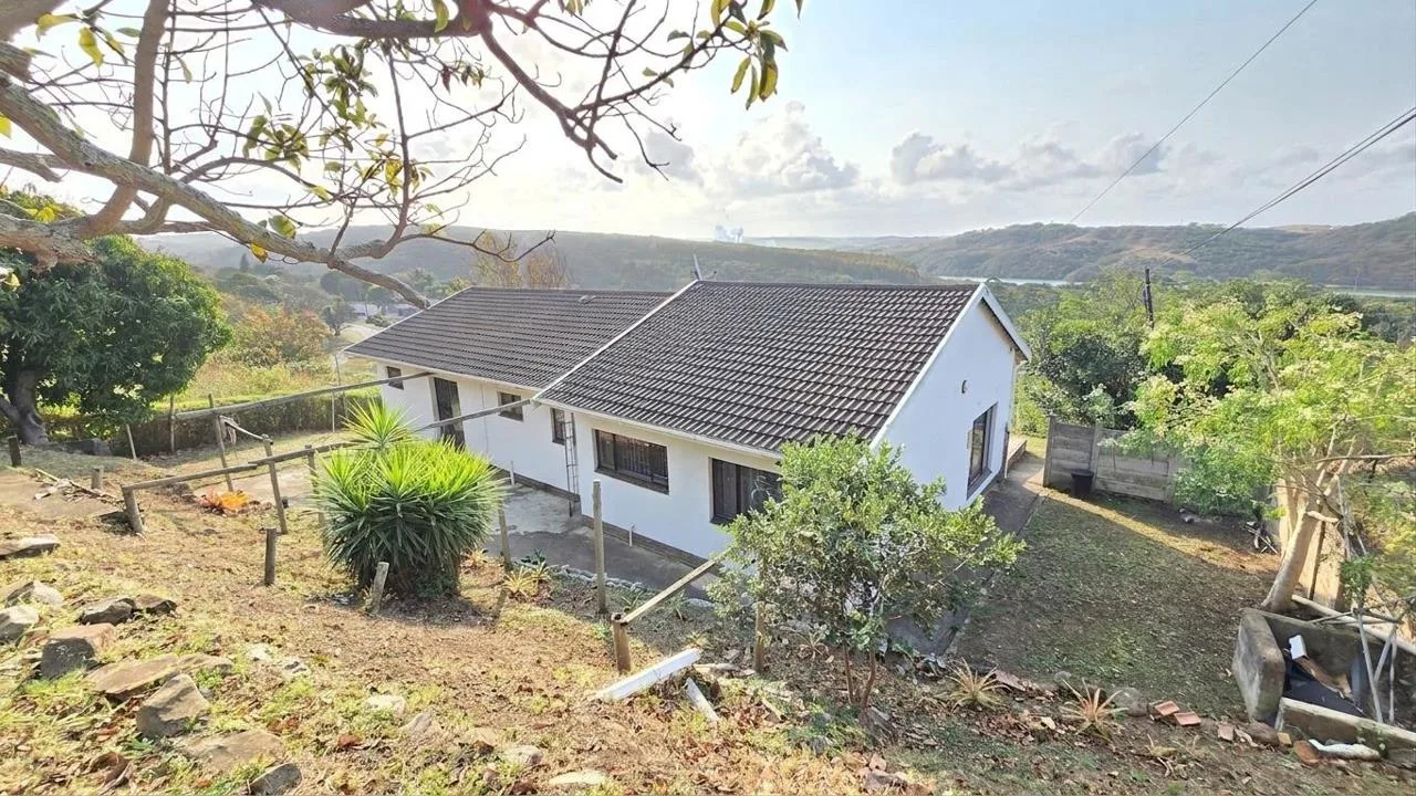 3 Bedroom House for sale in Umkomaas