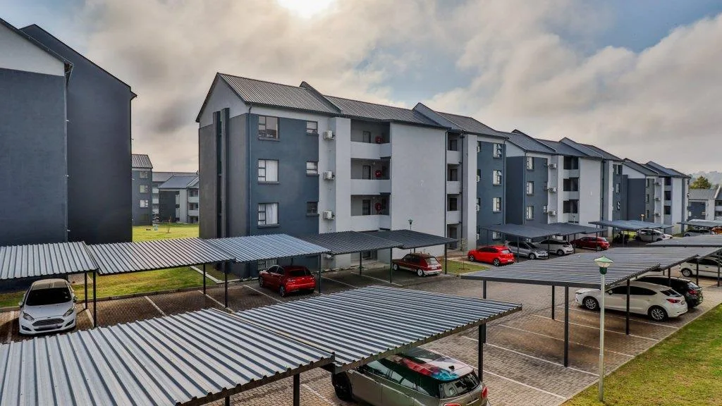 2 Bedroom Apartment / flat to rent in Glen Austin AH