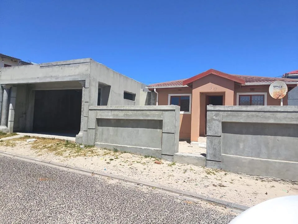 3 Bedroom House for sale in Ilitha Park