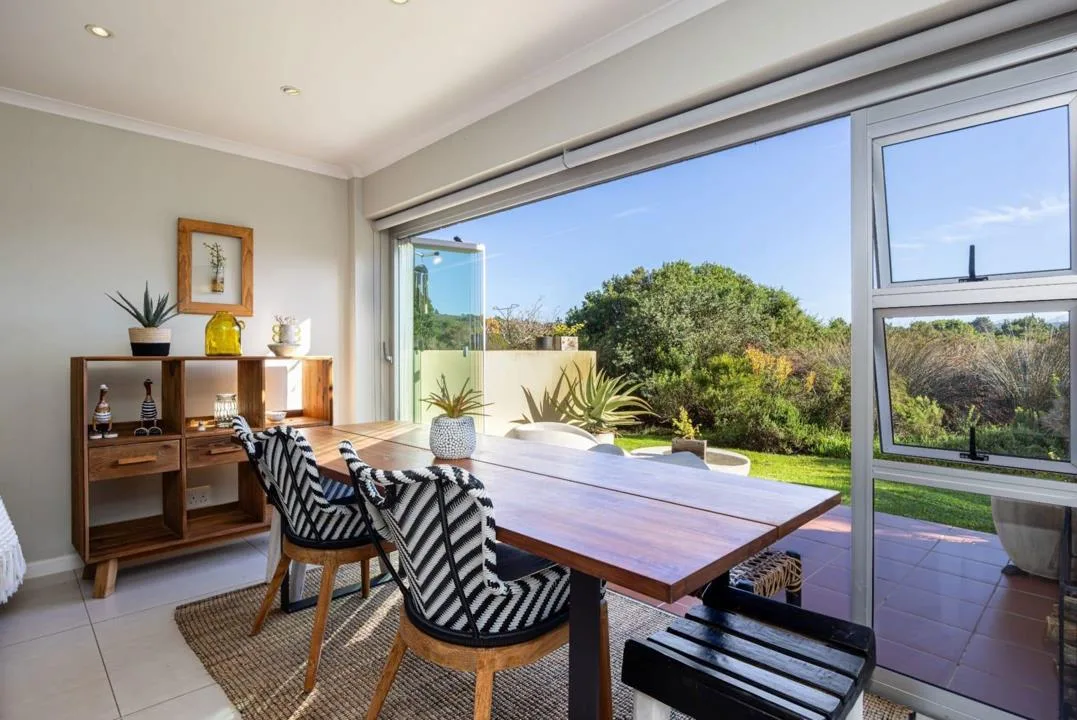 3 Bedroom Apartment / flat for sale in Goose Valley