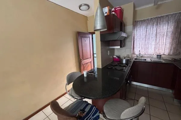 2 Bedroom Apartment / flat to rent in Sonheuwel