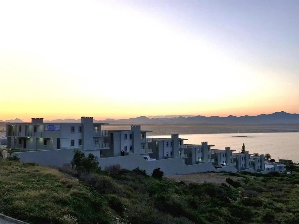 2 Bedroom Apartment / flat for sale in Mossel Bay Central