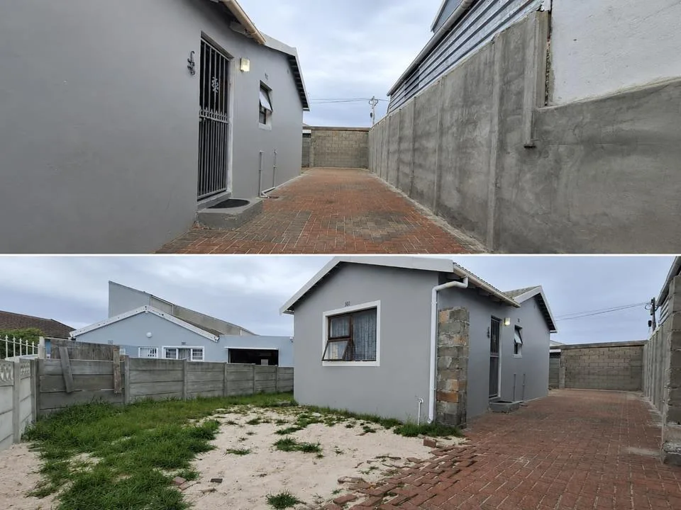 3 Bedroom House for sale in Bay View