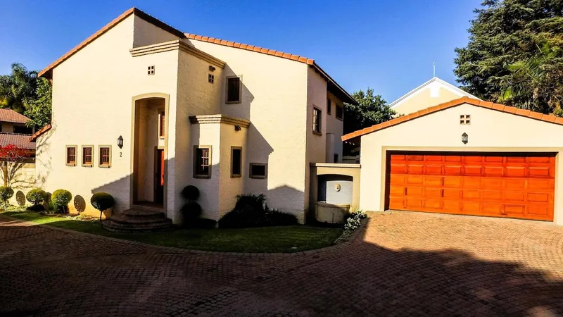 3 Bedroom Townhouse to rent in Baileys Muckleneuk