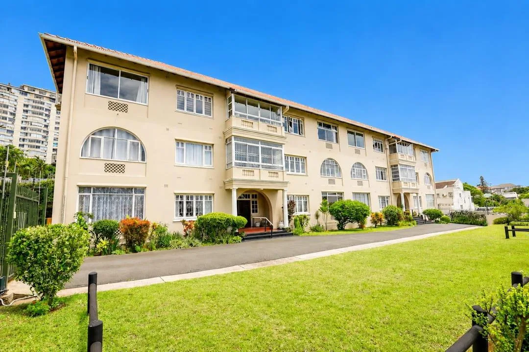 2.5 Bedroom Apartment / flat for sale in Essenwood