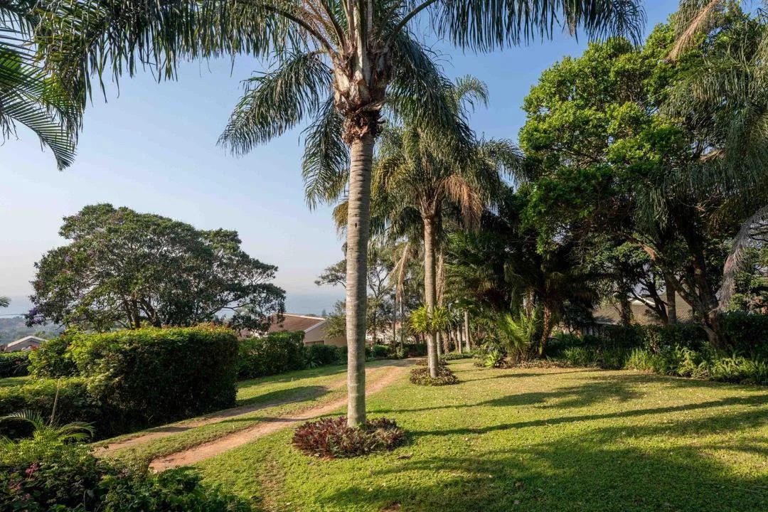 19 Bedroom House for sale in Amanzimtoti