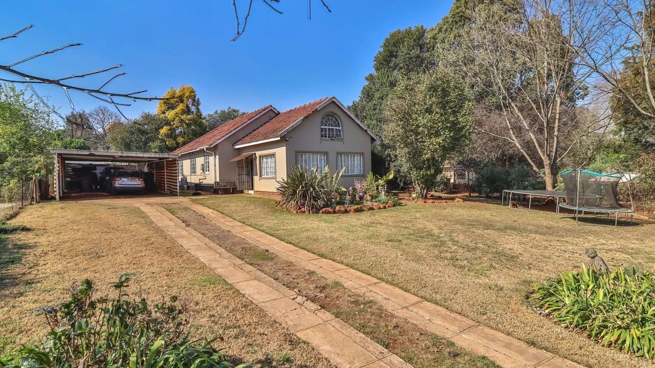 3 Bedroom House for sale in Greendale