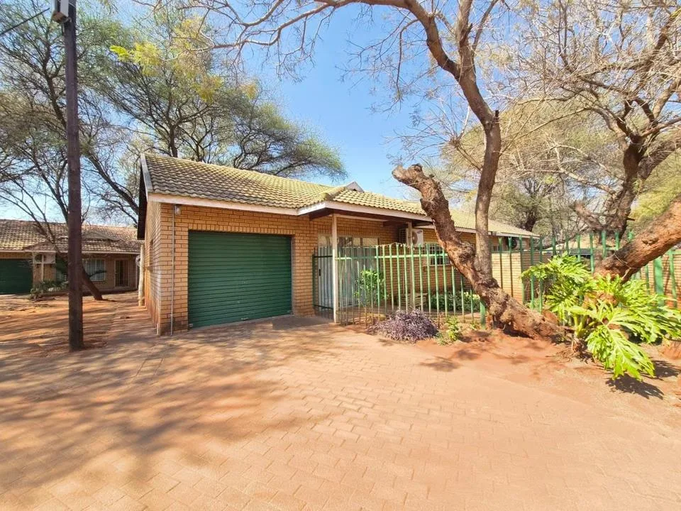 3 Bedroom House for sale in Thabazimbi