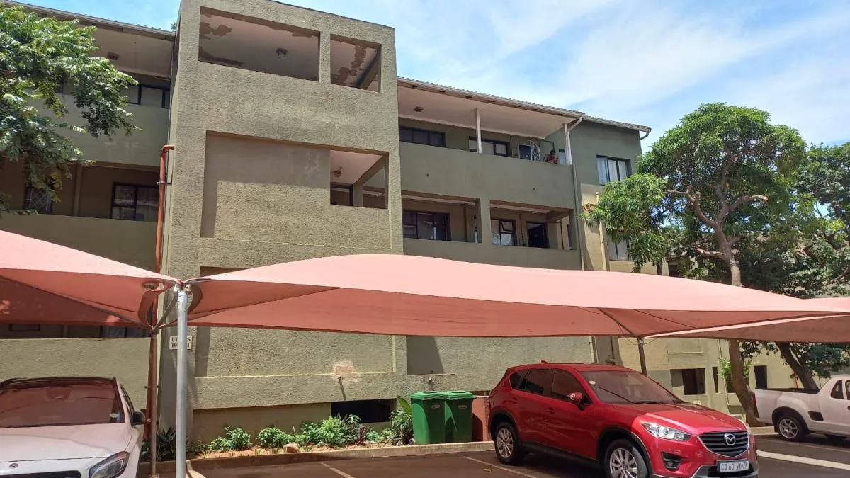2 Bedroom Apartment / flat for sale in Montclair