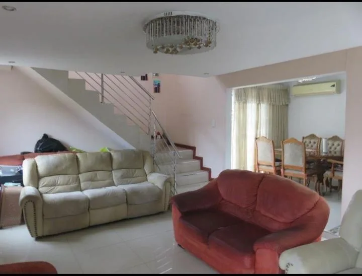 4 Bedroom House for sale in Bonela