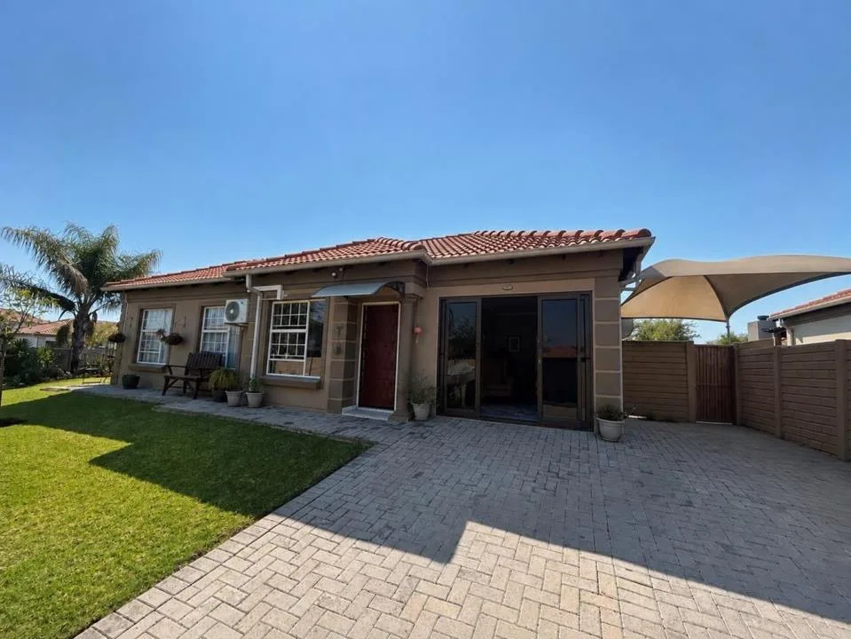 2 Bedroom House for sale in Brits Central
