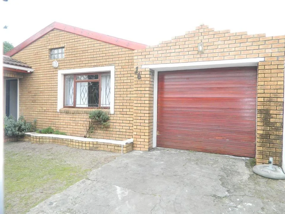 4 Bedroom House for sale in Ottery