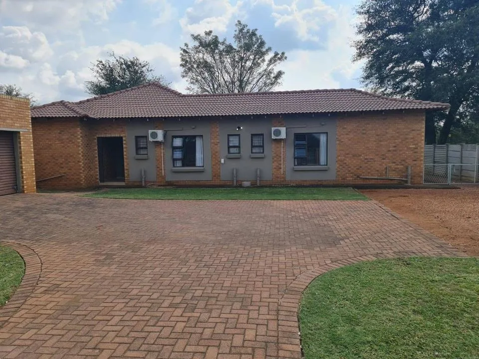 3 Bedroom House to rent in Lephalale