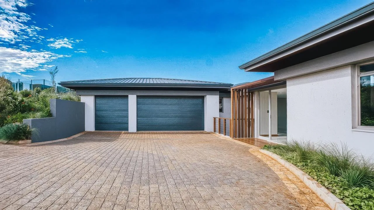 4 Bedroom House for sale in Zimbali Lakes Resort