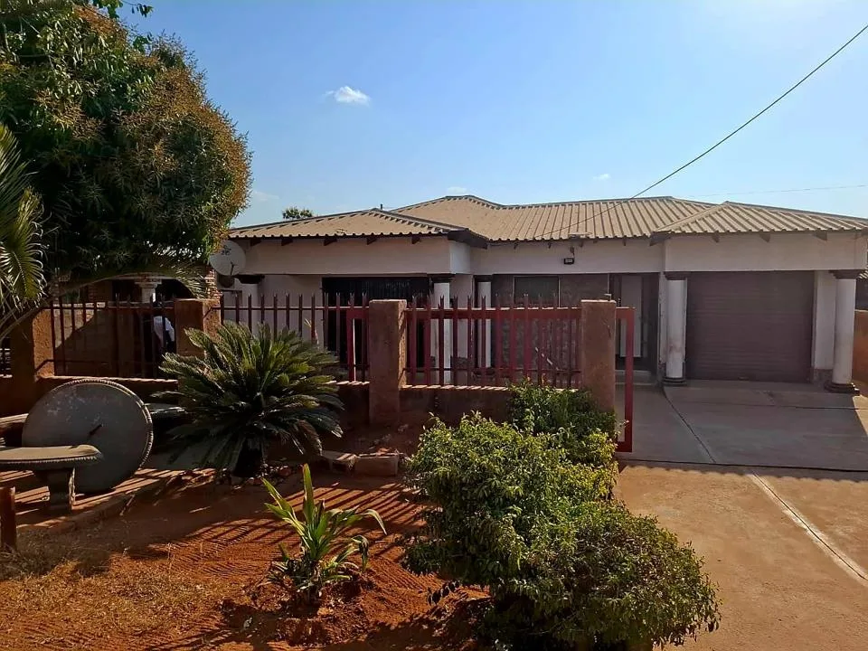 3 Bedroom House for sale in Musina