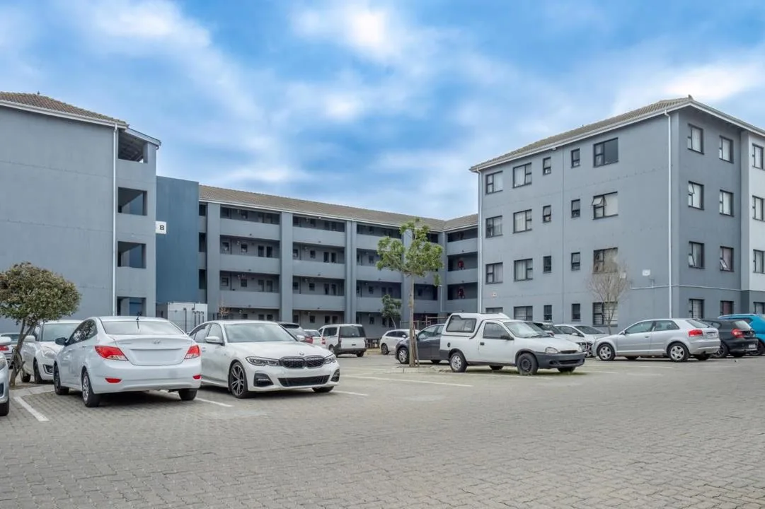 3 Bedroom Apartment / flat for sale in Belhar