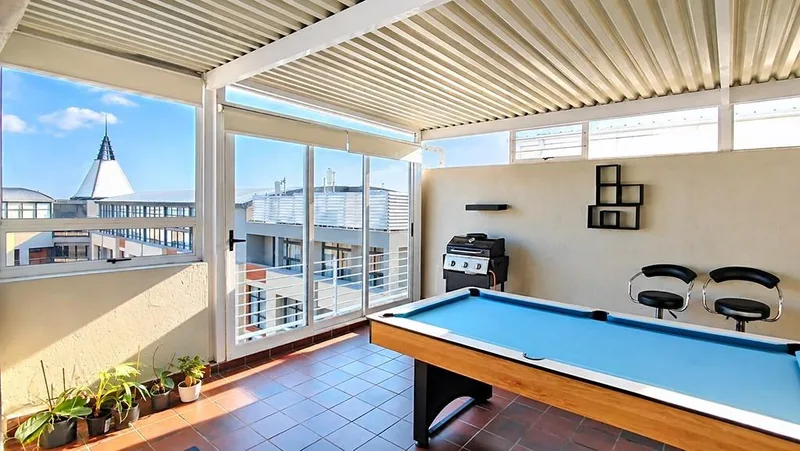 2 Bedroom Apartment / flat for sale in Umhlanga Central