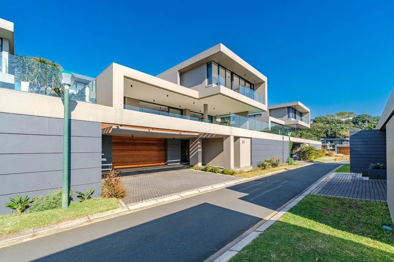 4 Bedroom Townhouse for sale in Shakas Rock